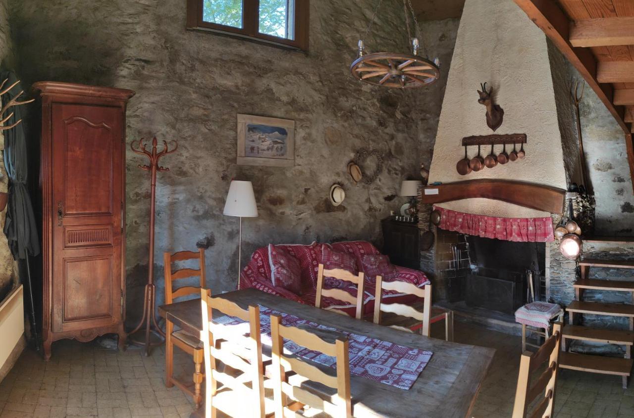 Grange Ancienne Amenagee Villa Rabat-les-Trois-Seigneurs ภายนอก รูปภาพ